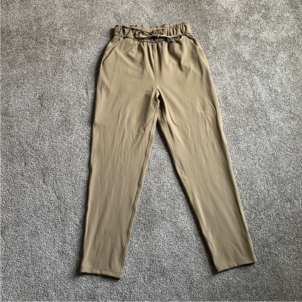 Lululemon Stretch High-Rise 7/8 Tan Pants
